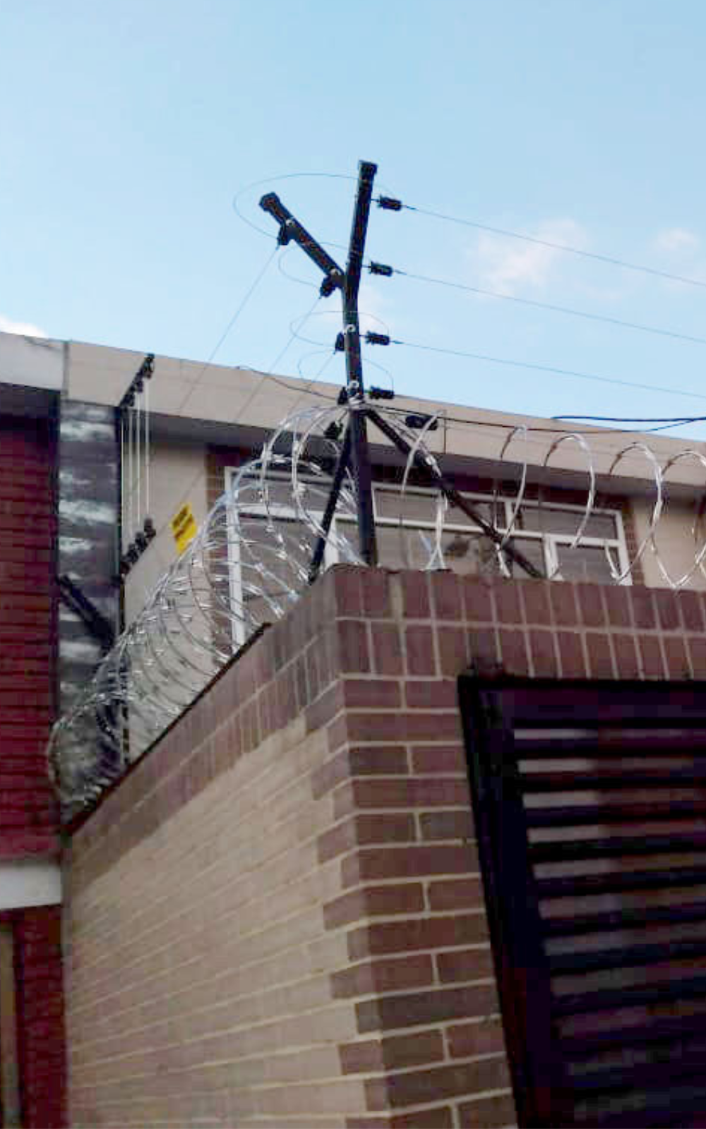 Instalación de cerca eléctrica