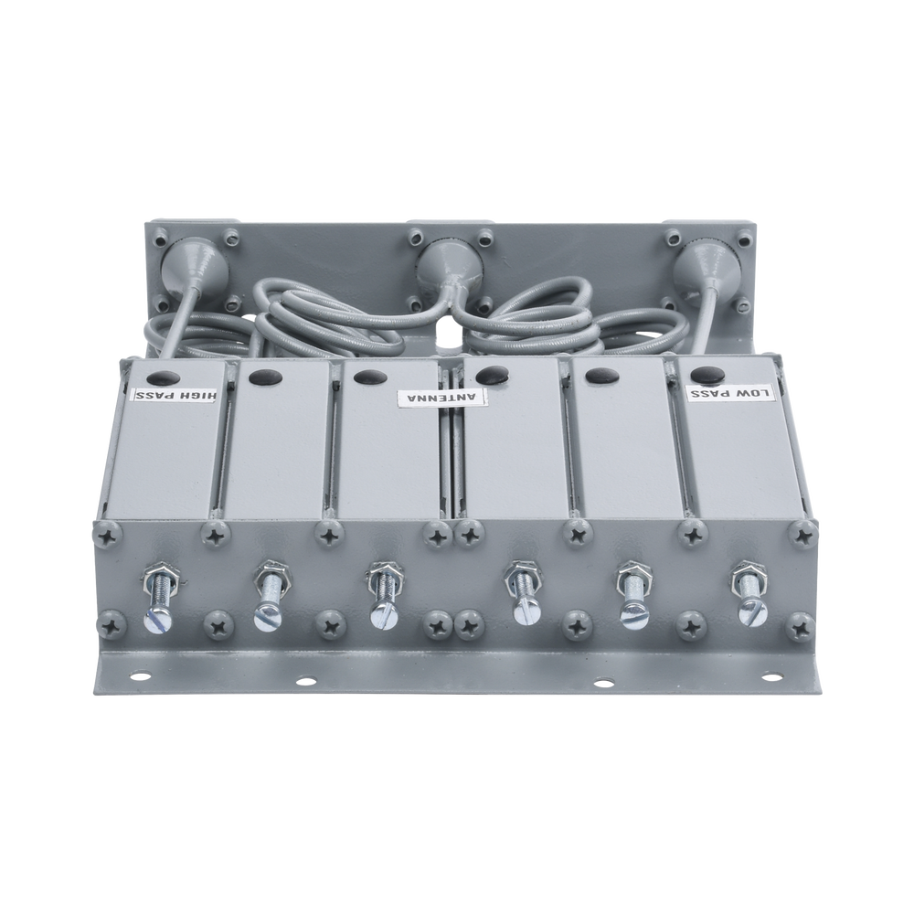 Duplexer SYSCOM en VHF, 6 Cav. 160-174 MHz, 50 Watt, 5 MHz Sep. Rechazo de Banda, BNC Hembras. 3 Duplexer SYSCOM en VHF, 6 Cav. 160-174 MHz, 50 Watt, 5 MHz Sep. Rechazo de Banda, BNC Hembras. - Imagen 3