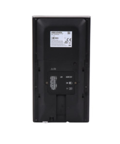 Alternative view of Terminal Facial WiFi con pantalla de 7" / Protección IP65 / 100,000 rostros y 500,000 tarjetas / 10,000 huellas con módulo opcional / ISAPI / ISUP 5.0